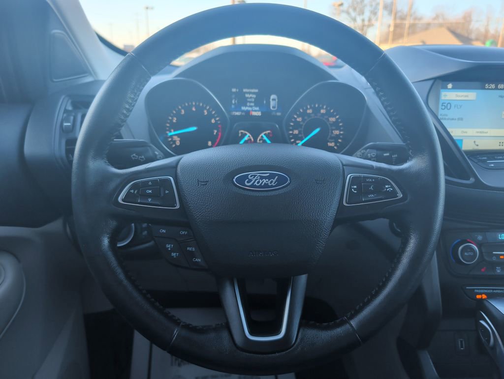 Used 2019 Ford Escape SEL image 11
