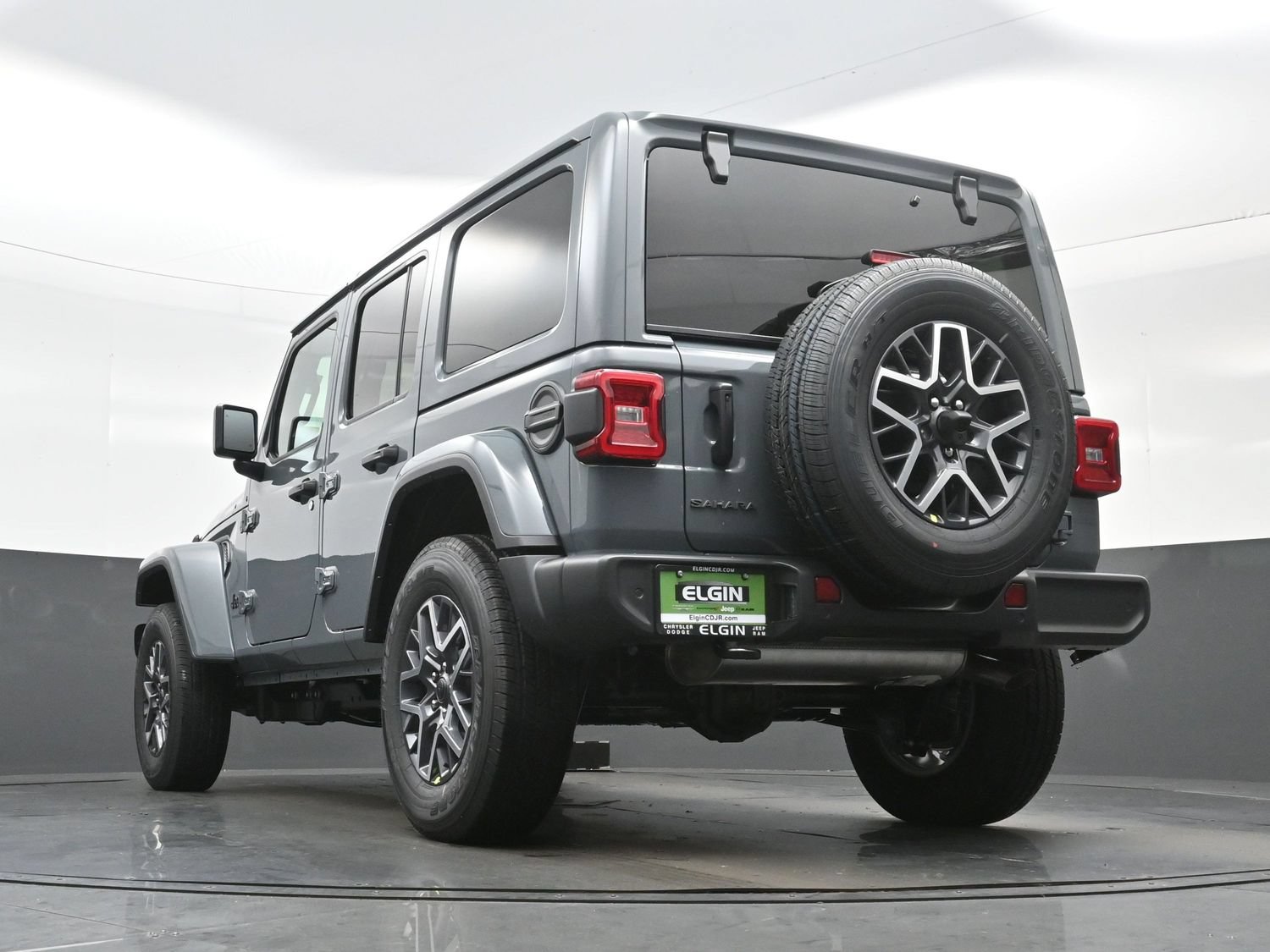 New 2026 Jeep Wrangler Unlimited Sahara w/ Safety Group AWD/4WD image 16