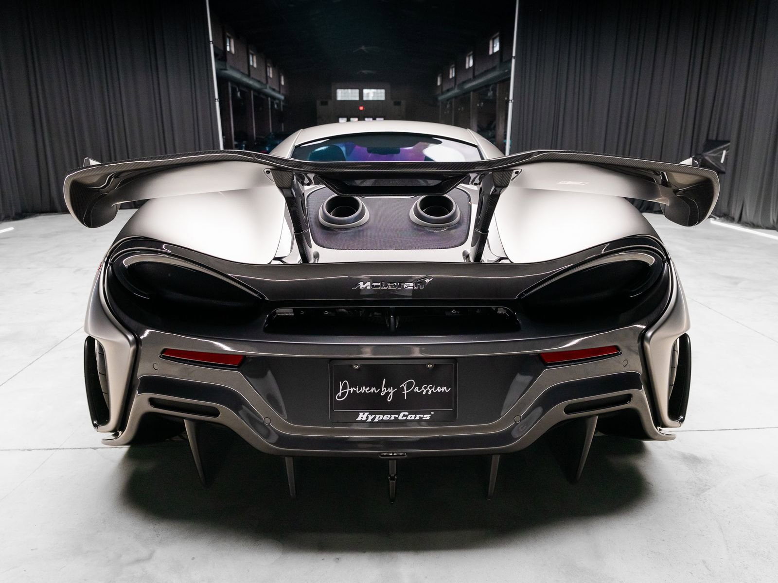 Used 2019 McLaren 600LT RWD image 15