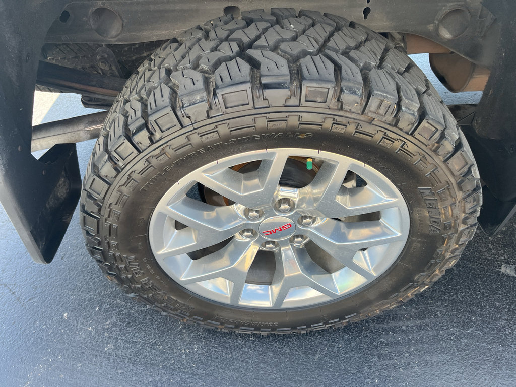 Used 2018 GMC Sierra 1500 SLT w/ SLT Premium Package AWD/4WD image 43