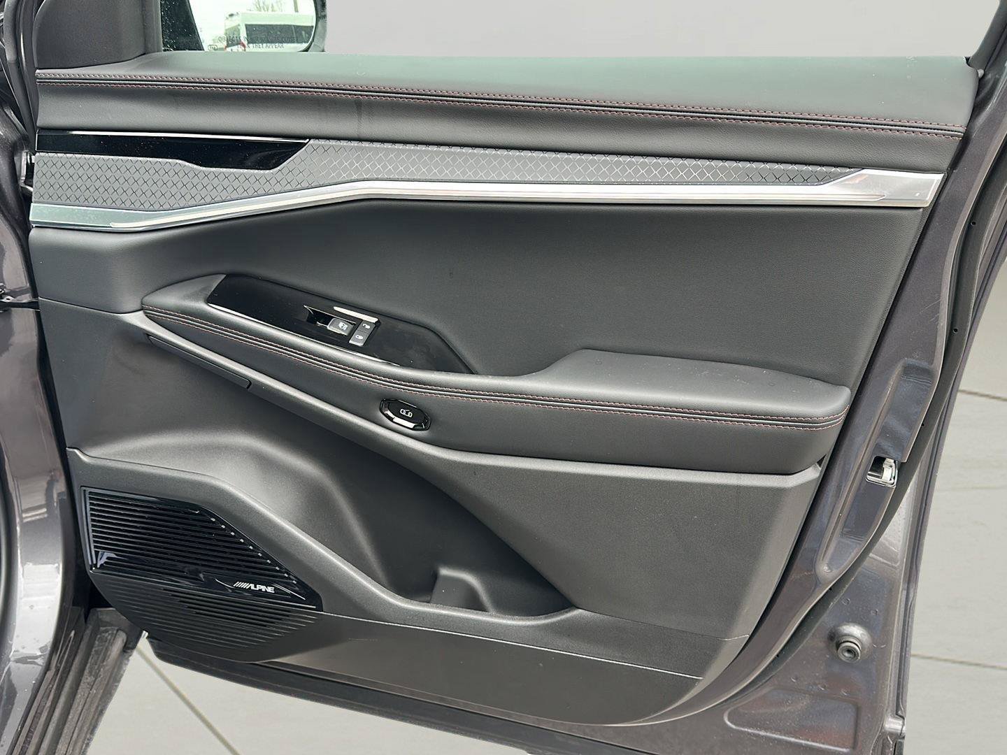 New 2025 Jeep Wagoneer S Limited AWD/4WD image 26