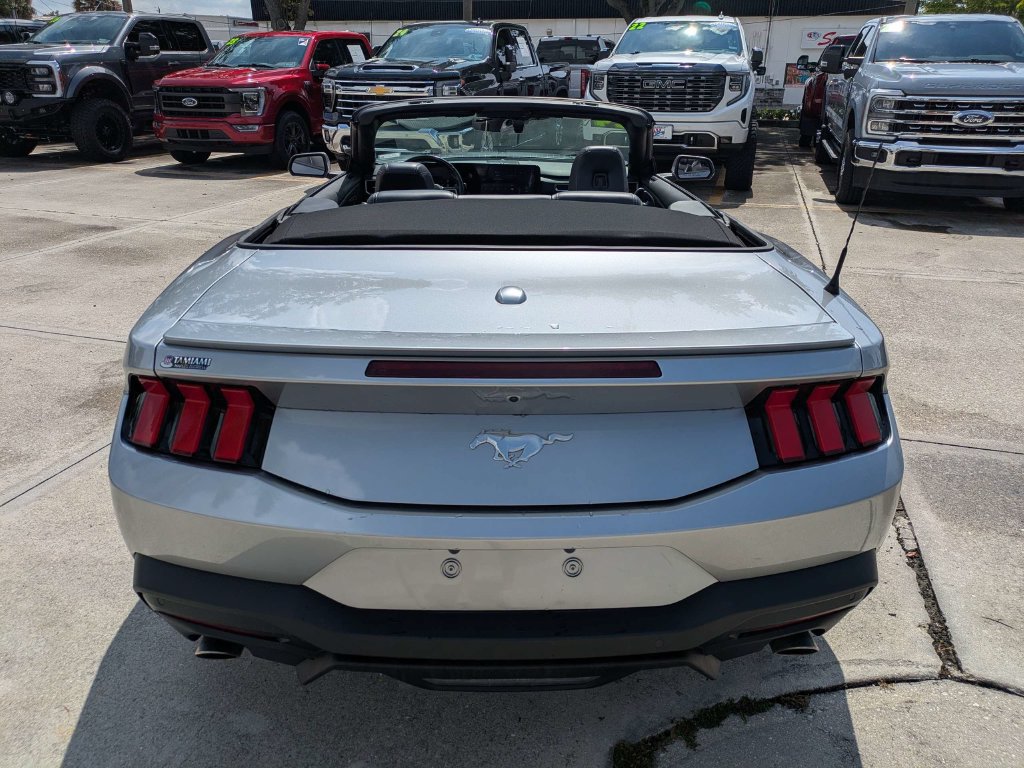 Certified 2024 Ford Mustang Premium RWD image 5