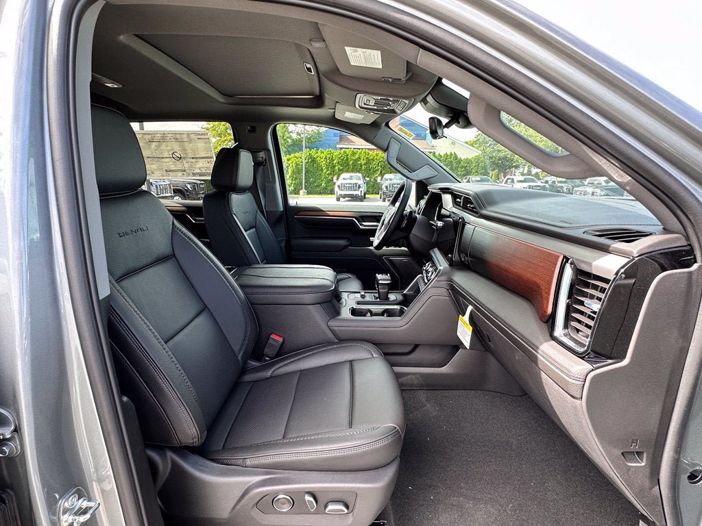 New 2026 GMC Sierra 1500 Denali w/ Denali Reserve Package AWD/4WD image 11