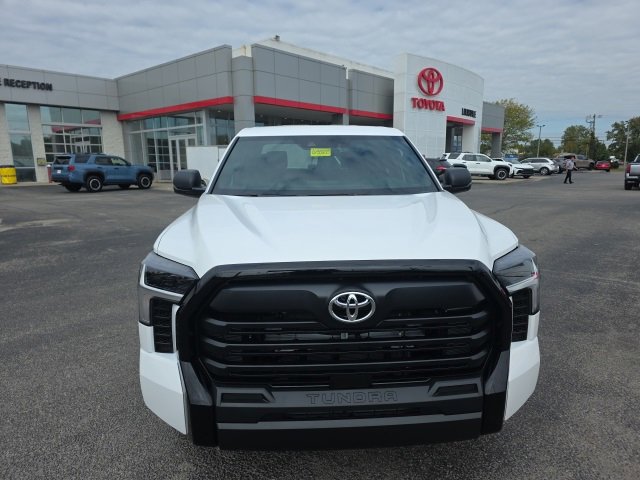 New 2026 Toyota Tundra SR image 2