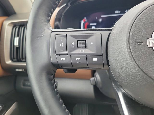 Certified 2025 Nissan Pathfinder Platinum w/ Cargo Package image 26