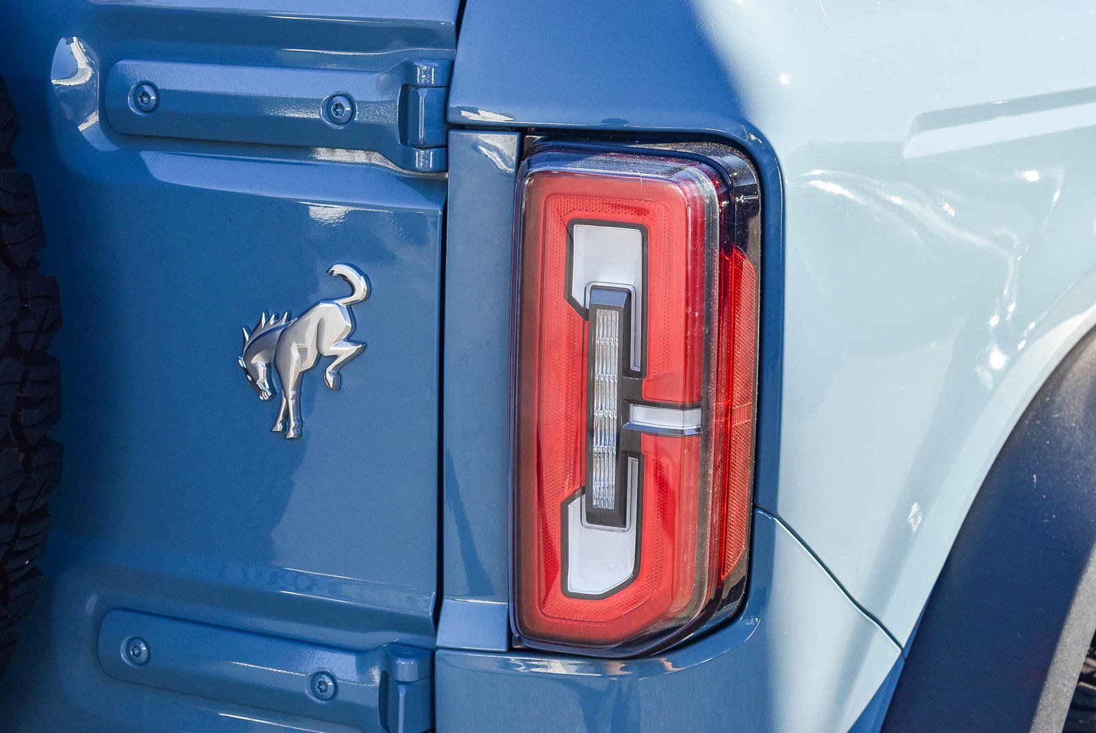 Used 2022 Ford Bronco Badlands image 7