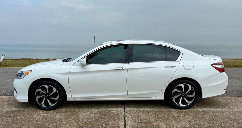 Used 2016 Honda Accord EX-L image 8