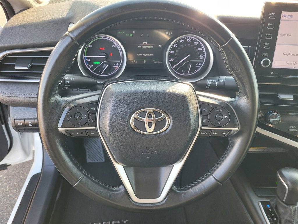 Used 2021 Toyota Camry XLE image 21