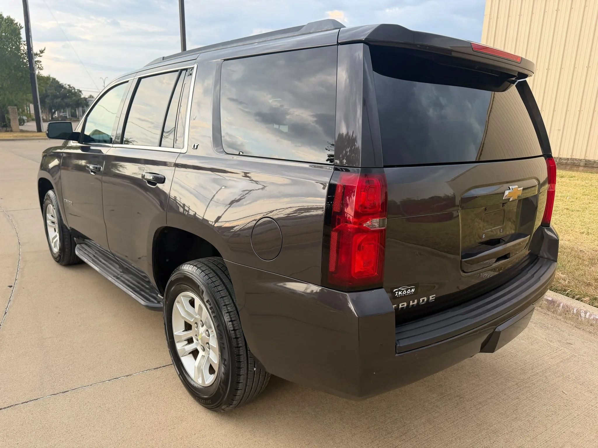 Used 2015 Chevrolet Tahoe LT RWD image 7