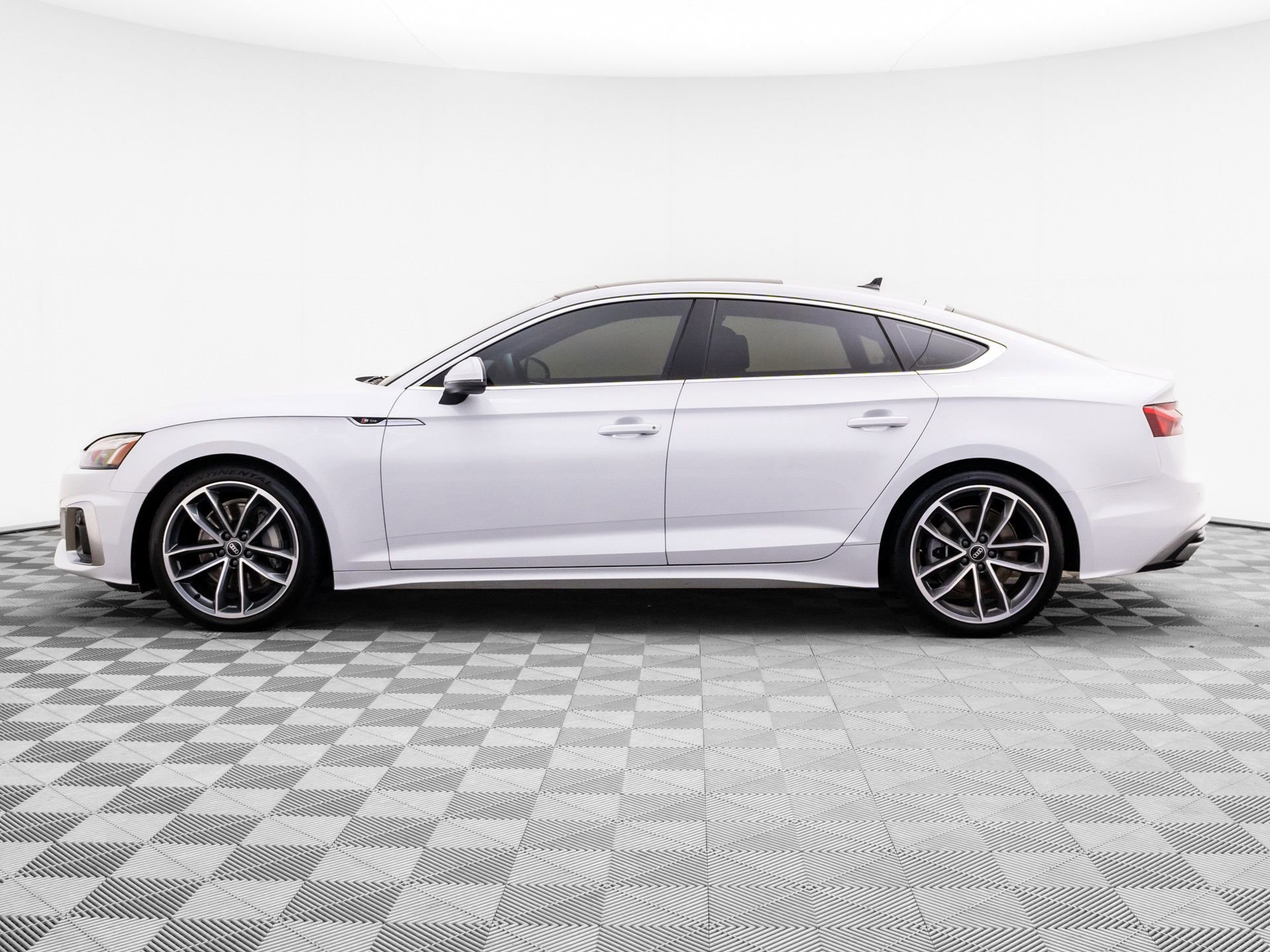 Used 2023 Audi A5 2.0T Premium Plus AWD/4WD image 2