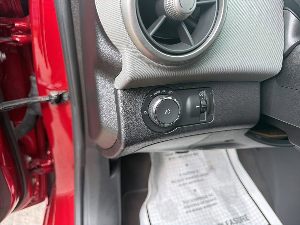 Used 2015 Chevrolet Sonic LT w/ Wheels and Fog Lamp Package image 21