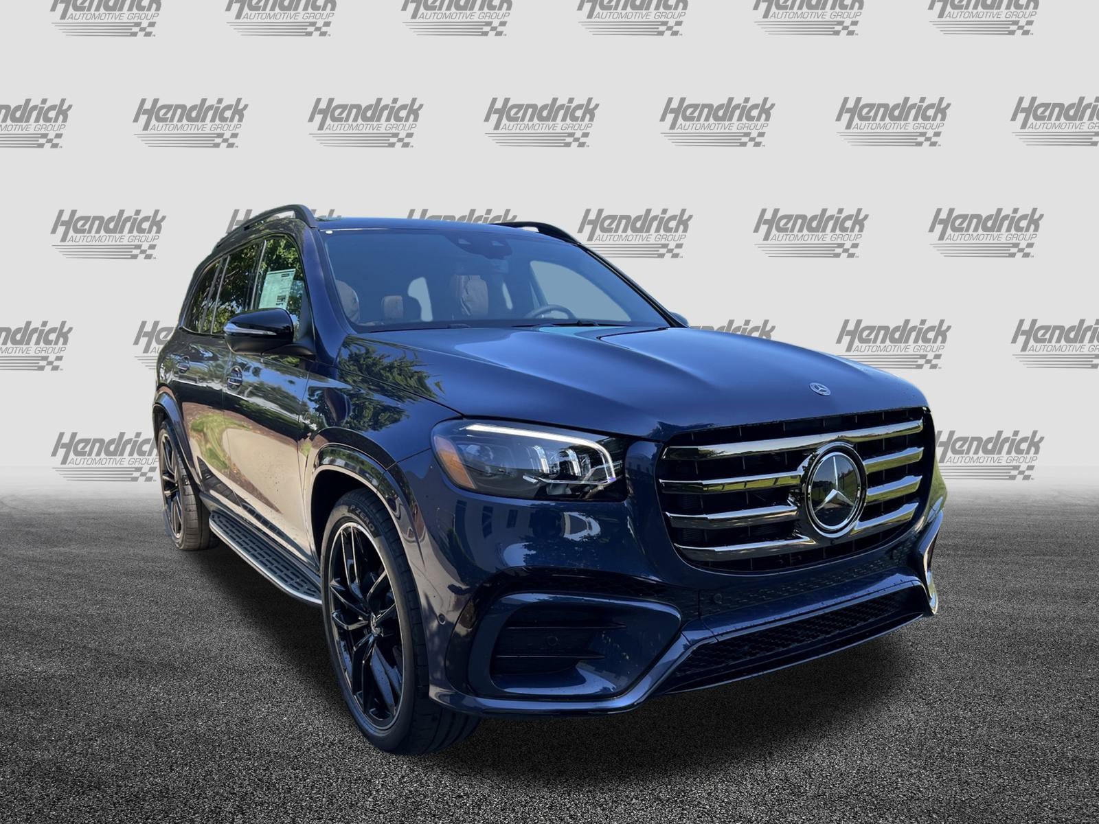 New 2026 Mercedes-Benz GLS 580 4MATIC image 2