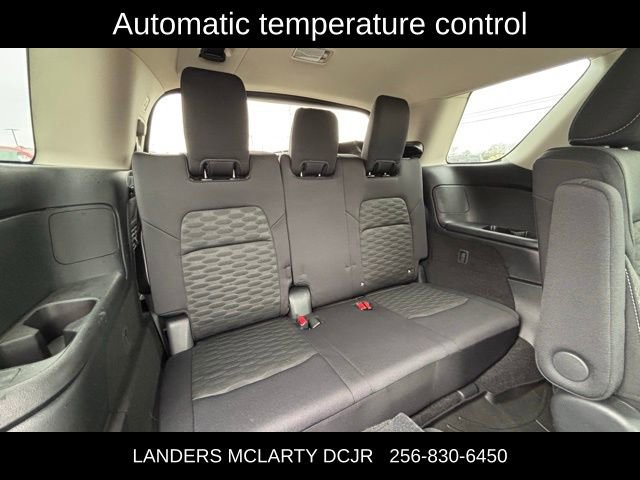Used 2023 Nissan Pathfinder SV w/ SV Premium Package image 17