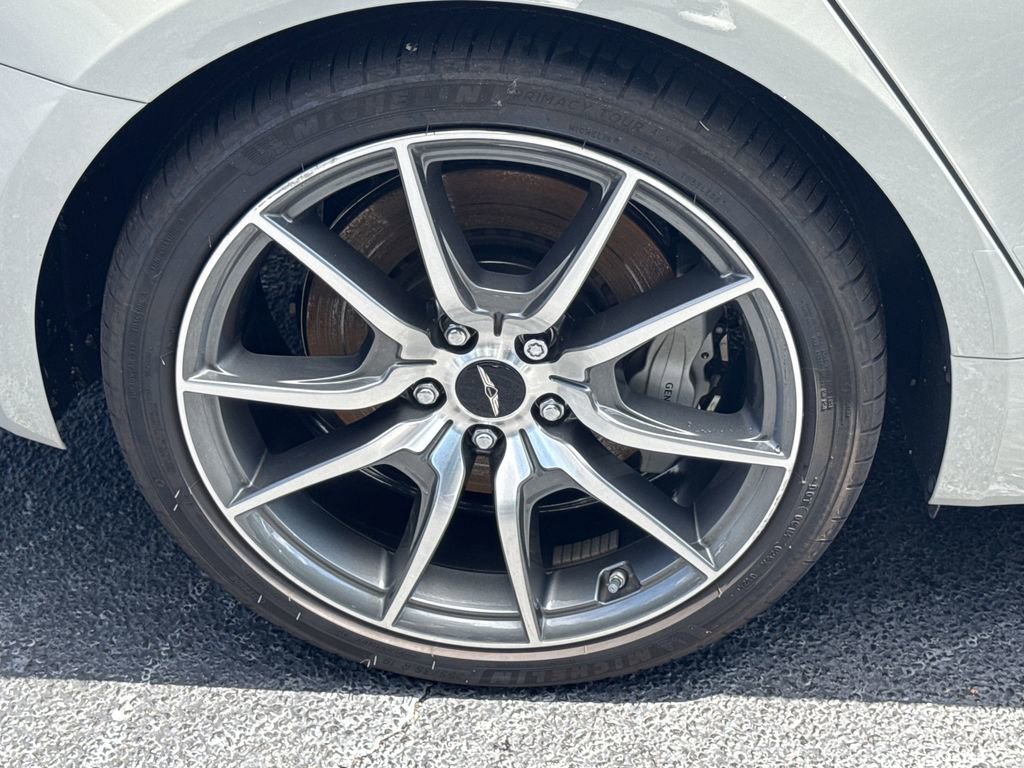 New 2025 Genesis G70 2.5T image 17