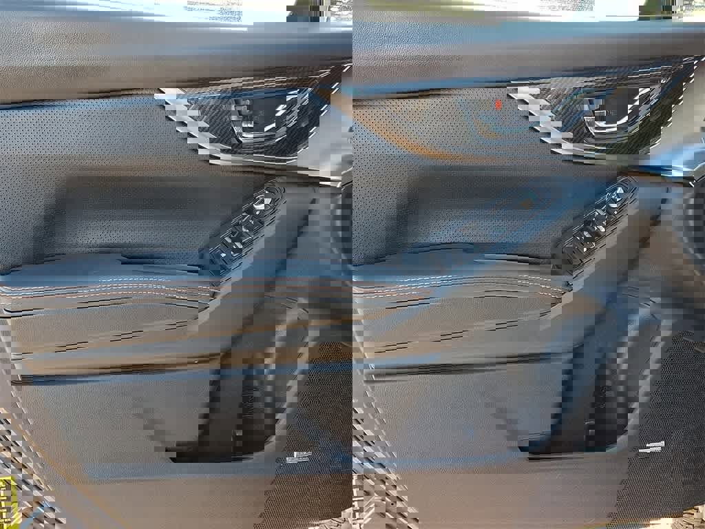 Used 2020 Subaru Crosstrek 2.0i Limited w/ Moonroof Package w/Navigation image 12