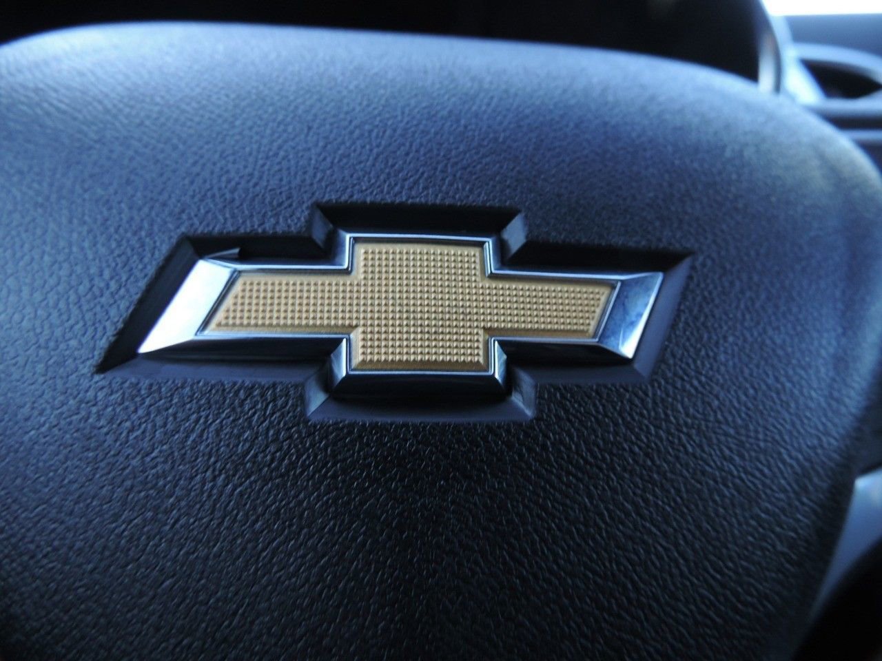 Used 2022 Chevrolet Equinox LT image 25