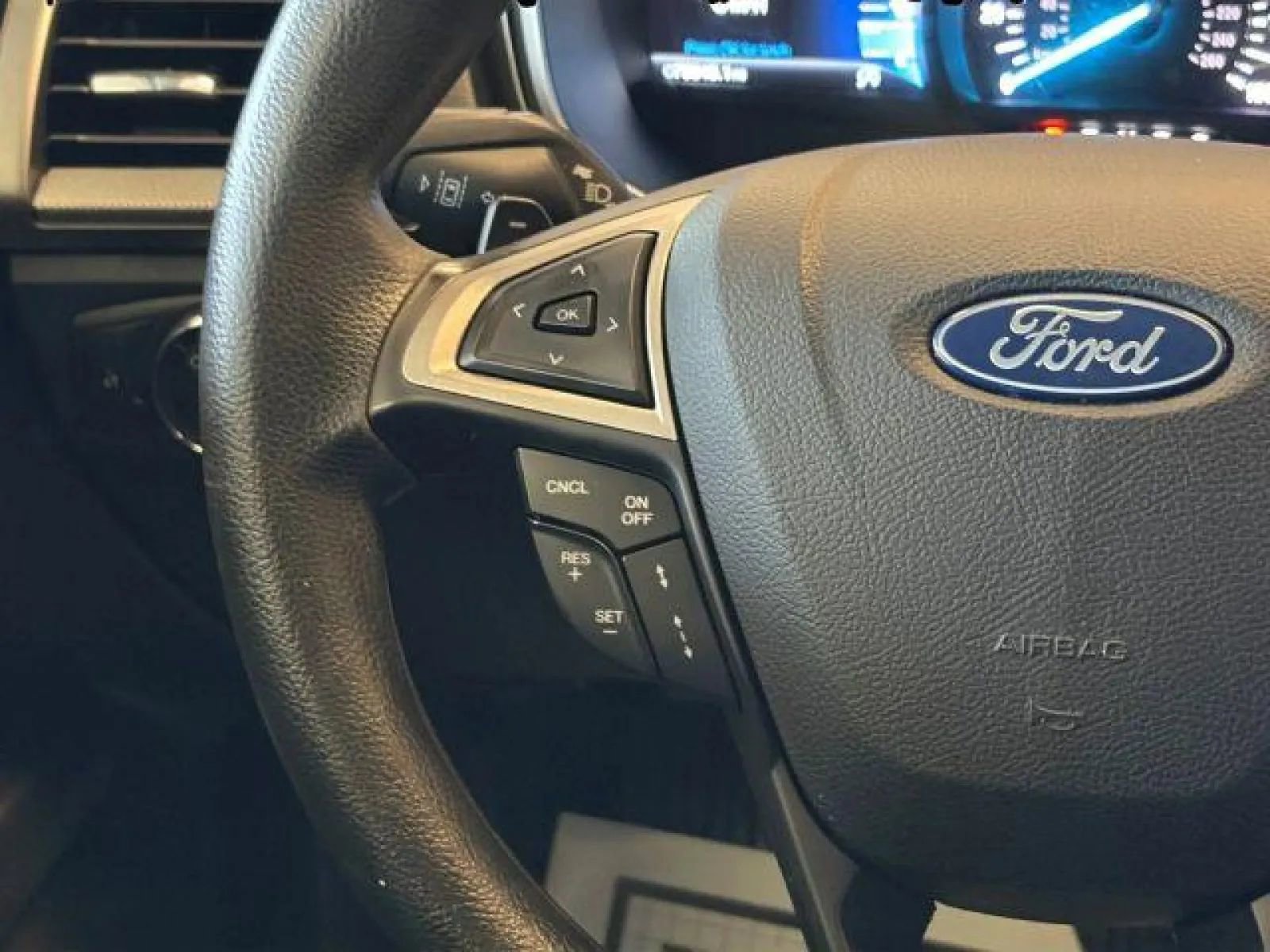 Used 2019 Ford Fusion SE image 23