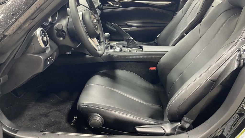New 2025 MAZDA MX-5 Miata RF Grand Touring image 21