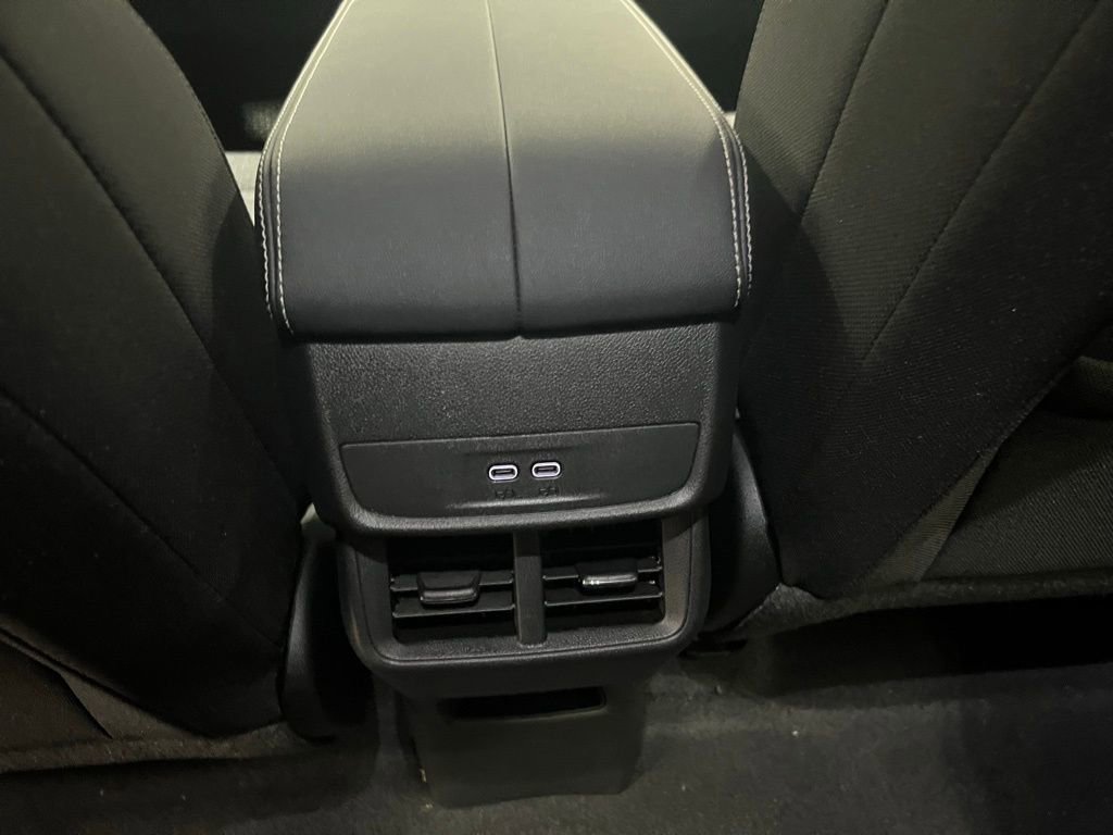 New 2025 GMC Terrain Elevation image 31