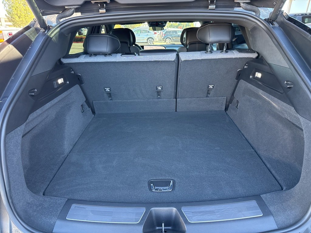 Used 2024 Cadillac Lyriq Tech w/ Driver Assist Package image 27