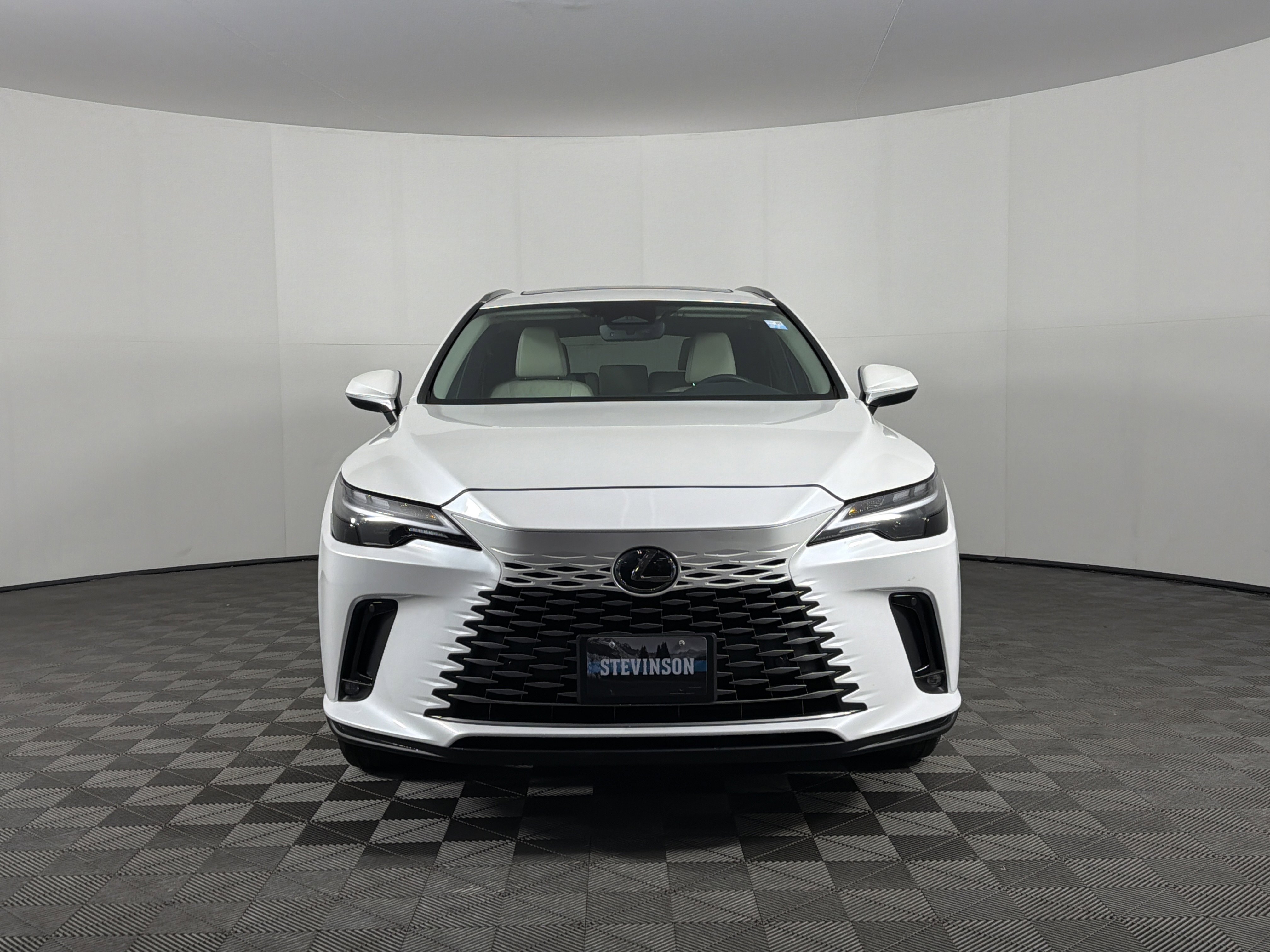 Used 2024 Lexus RX 350 AWD w/ Technology Package image 2