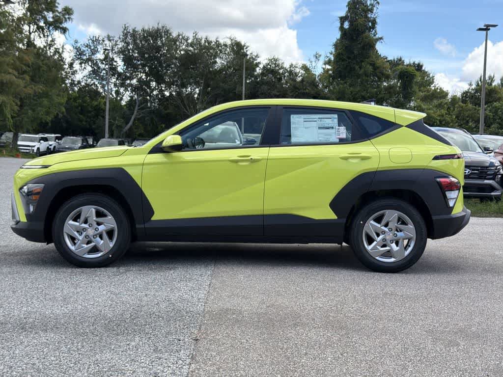 New 2027 Hyundai Kona SE FWD image 3
