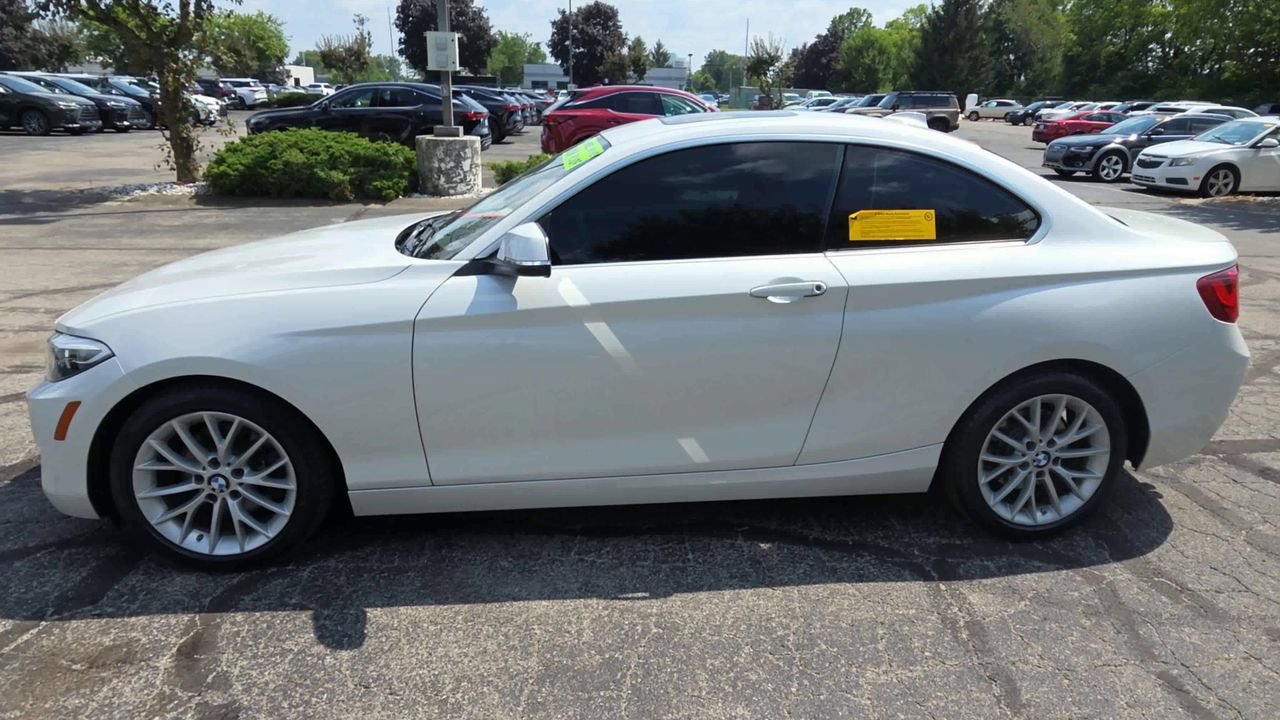 Used 2015 BMW 228i xDrive Coupe AWD/4WD image 5