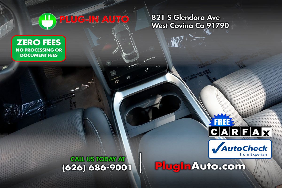 Used 2025 Lucid Air Pure RWD image 17