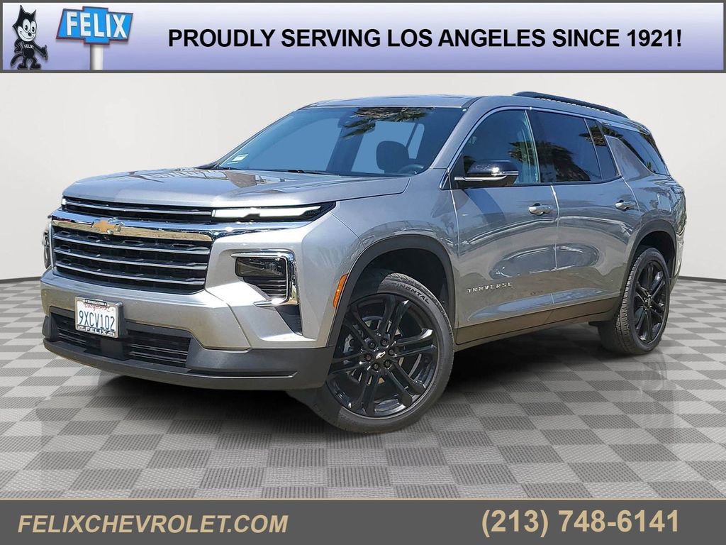 Used 2026 Chevrolet Traverse LT w/ Driver Confidence Package