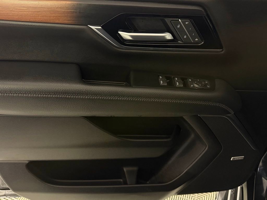 Used 2025 GMC Yukon Denali image 25