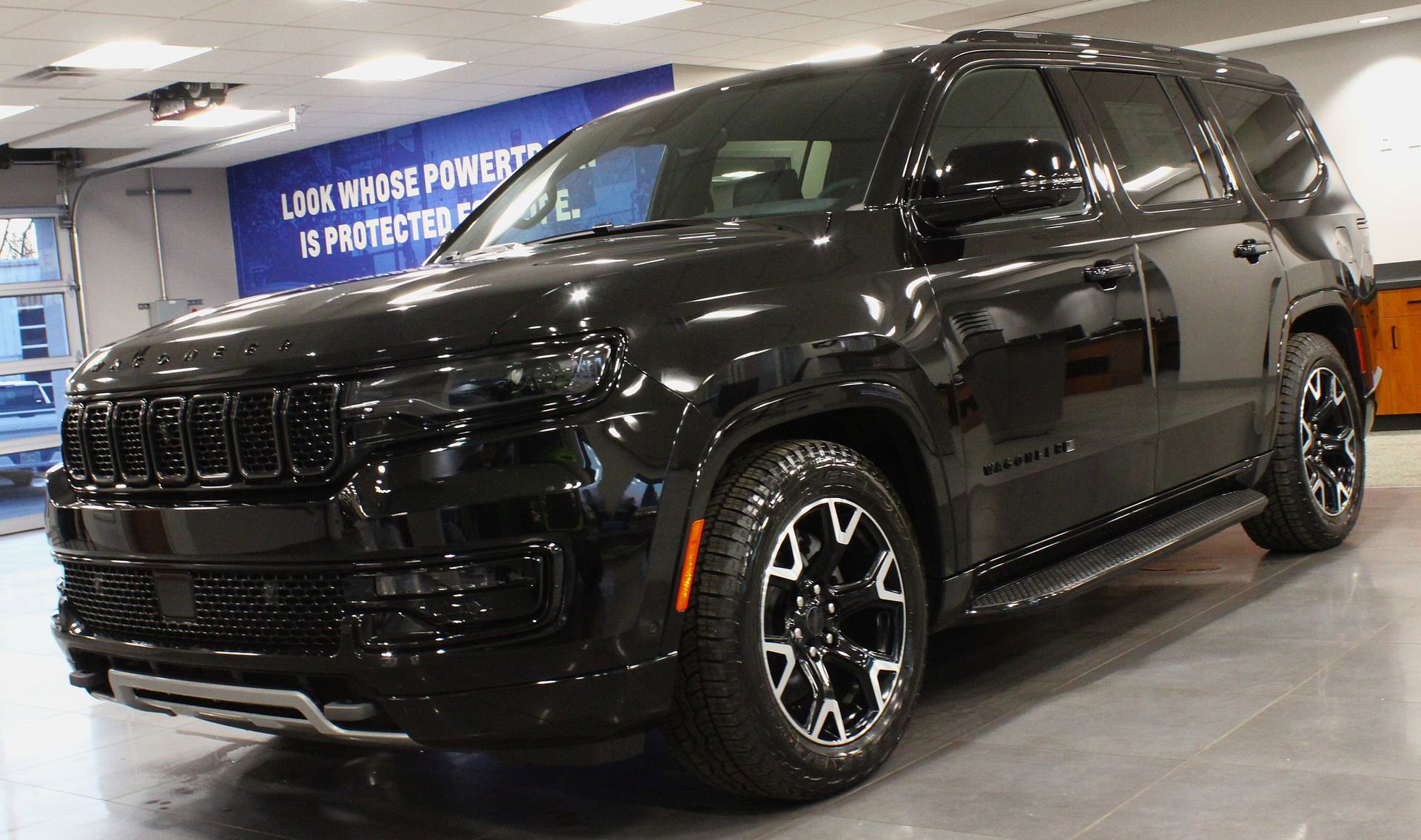 New 2025 Jeep Wagoneer Series II