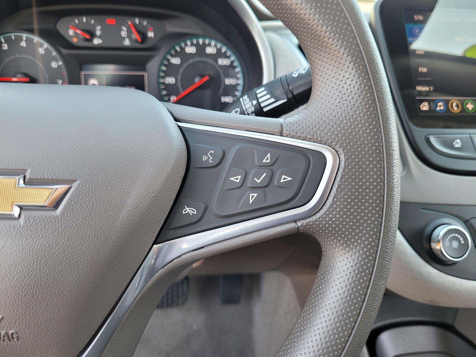 Used 2023 Chevrolet Malibu LS FWD image 22