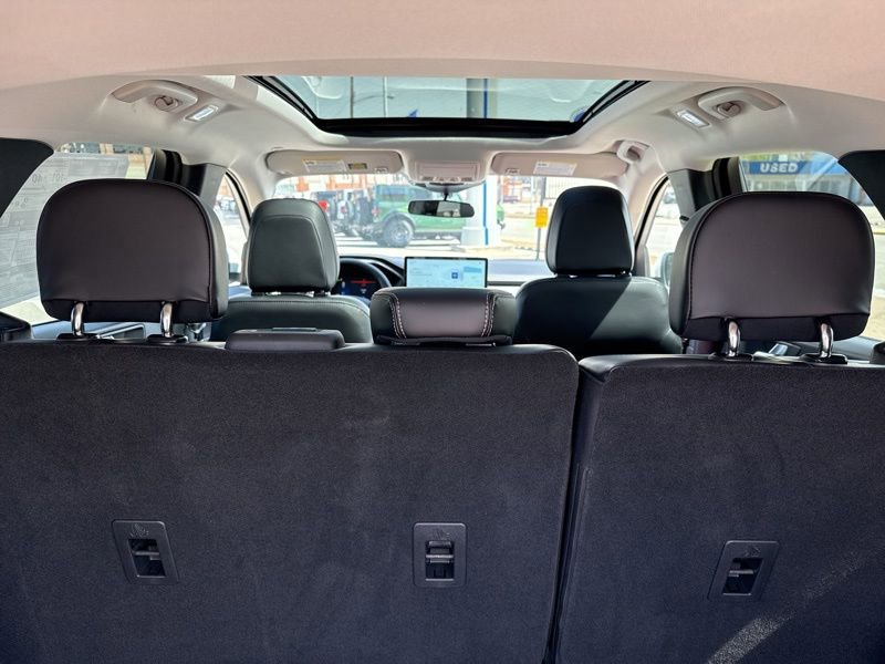 New 2025 Ford Escape SE image 11