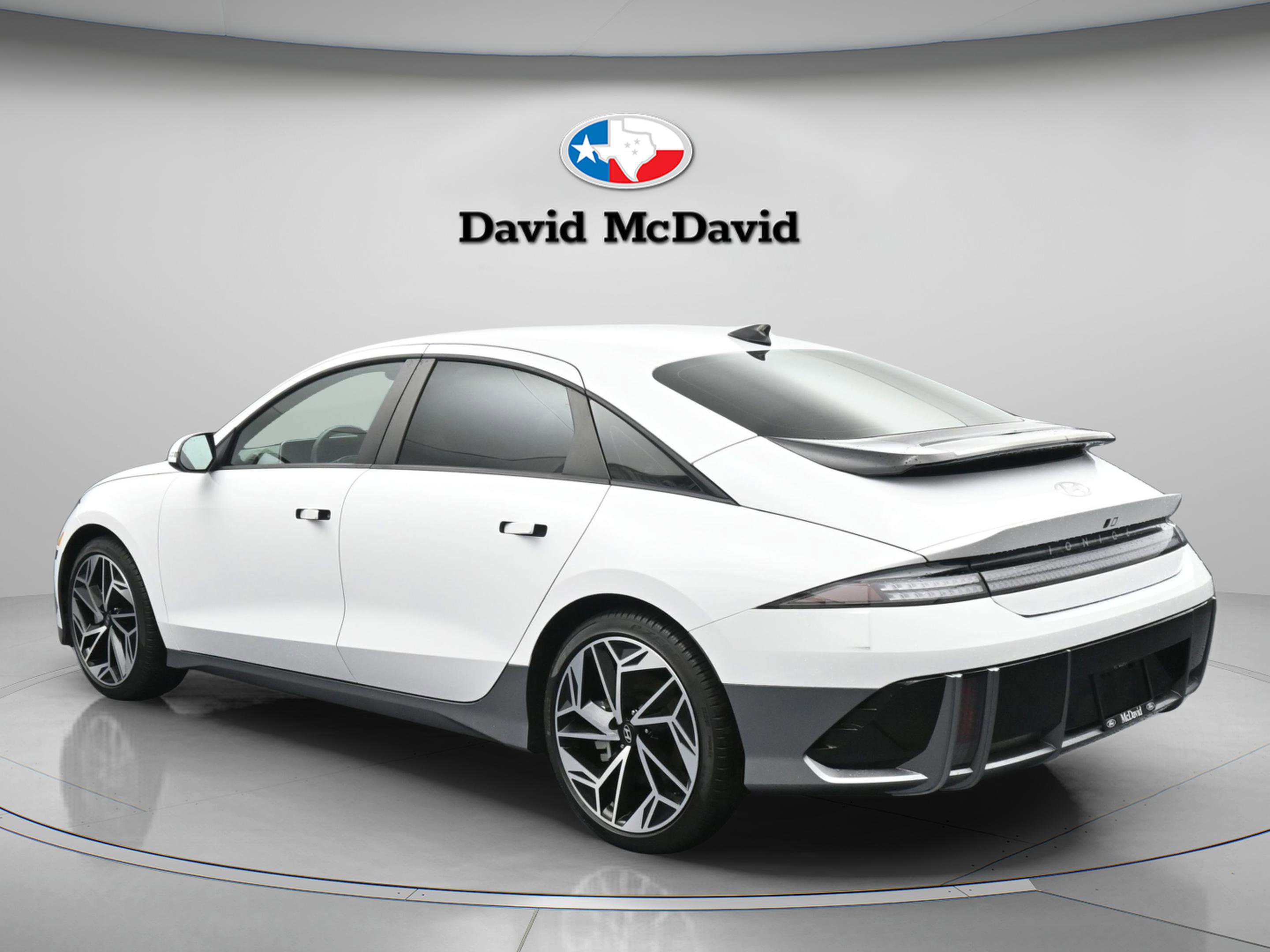 Used 2024 Hyundai Ioniq 6 SEL RWD image 6