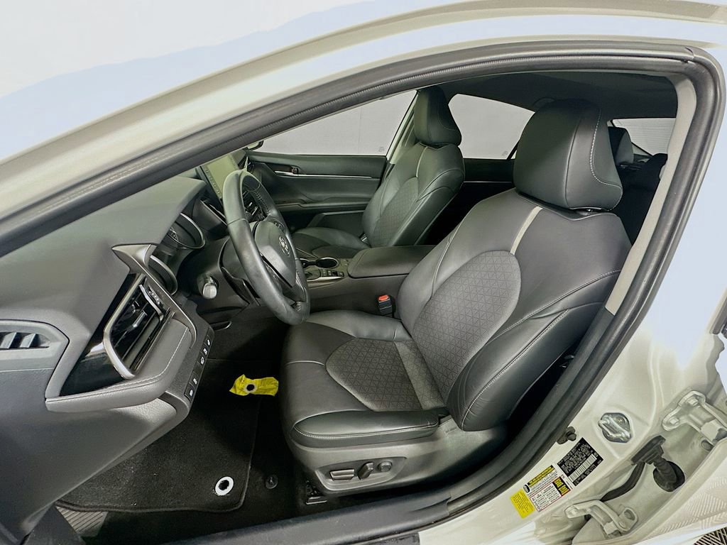 Used 2021 Toyota Camry XSE w/ Cold Weather Package image 20
