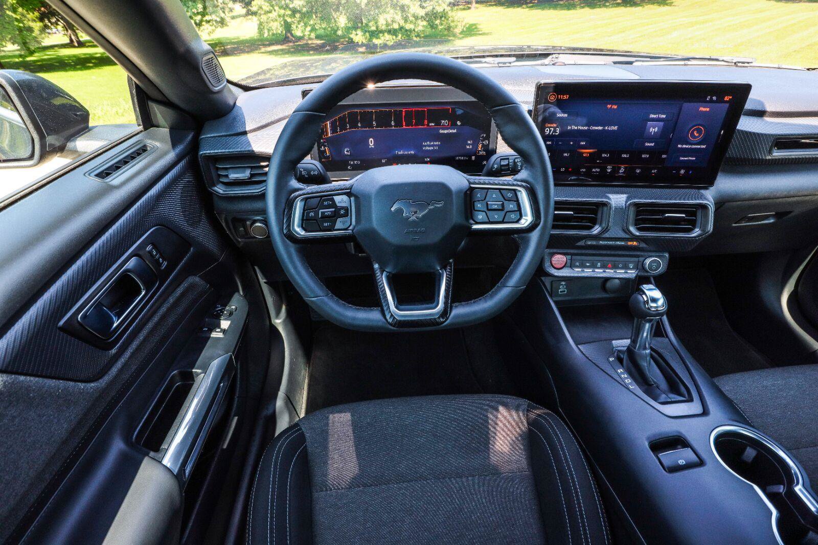 Used 2024 Ford Mustang Coupe RWD image 26