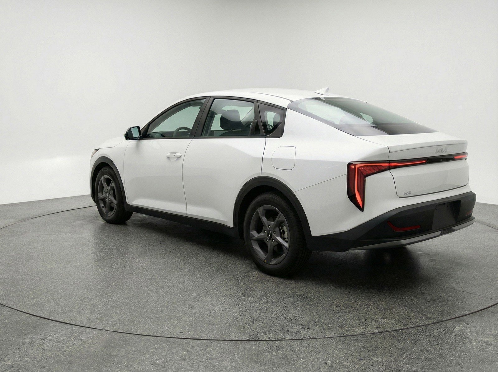 Used 2025 Kia K4 LXS image 6