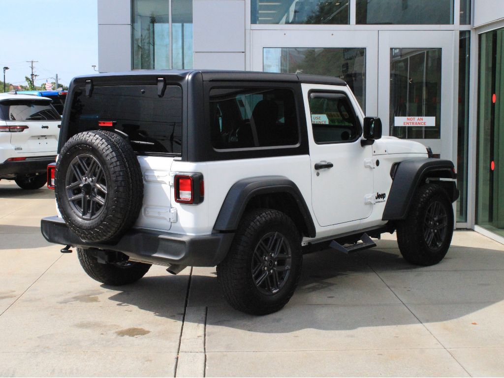 Certified 2024 Jeep Wrangler Sport AWD/4WD image 6