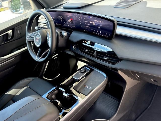 Certified 2025 Buick Enclave Preferred image 29