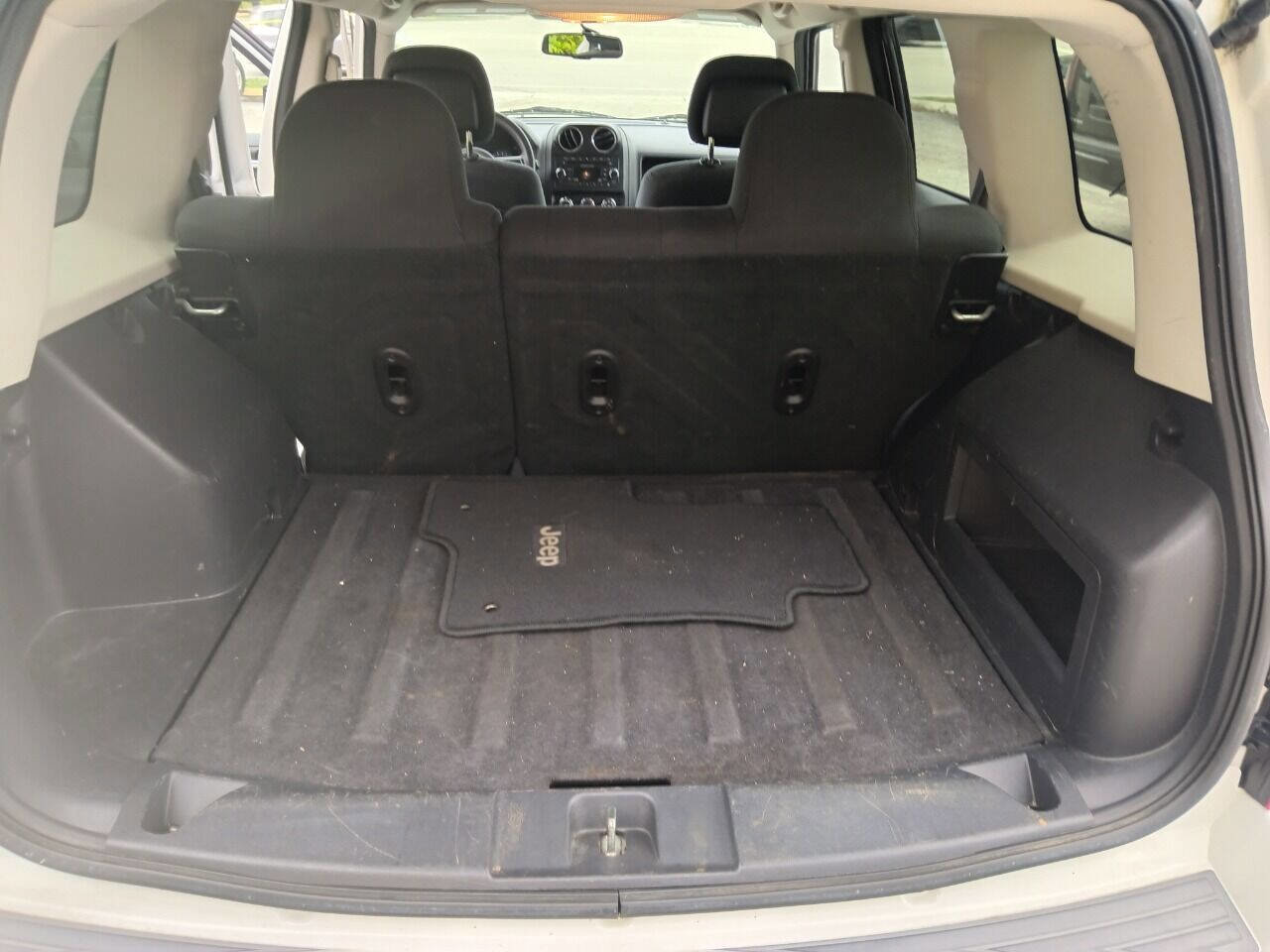 Used 2017 Jeep Patriot Sport w/ Power Value Group image 12