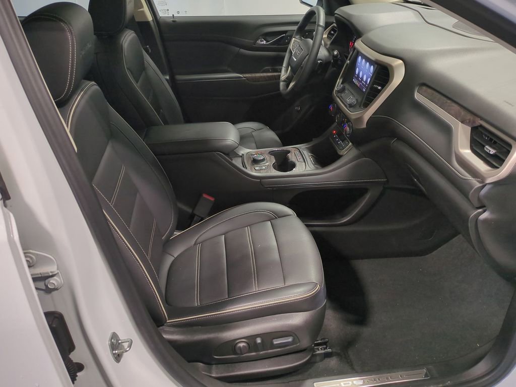 Used 2023 GMC Acadia Denali w/ Denali Ultimate Package image 28