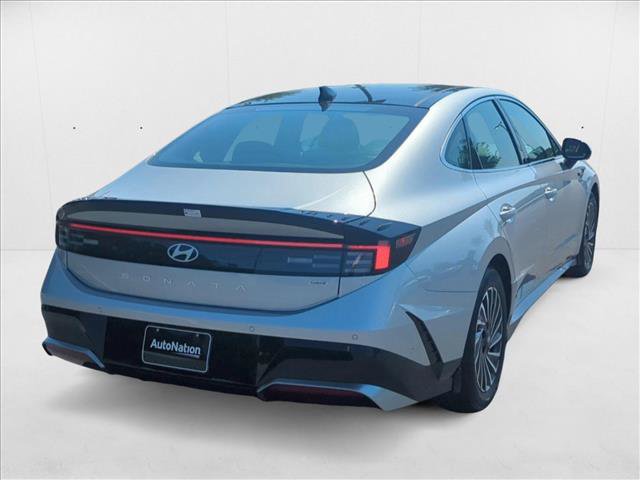 New 2025 Hyundai Sonata Limited image 2
