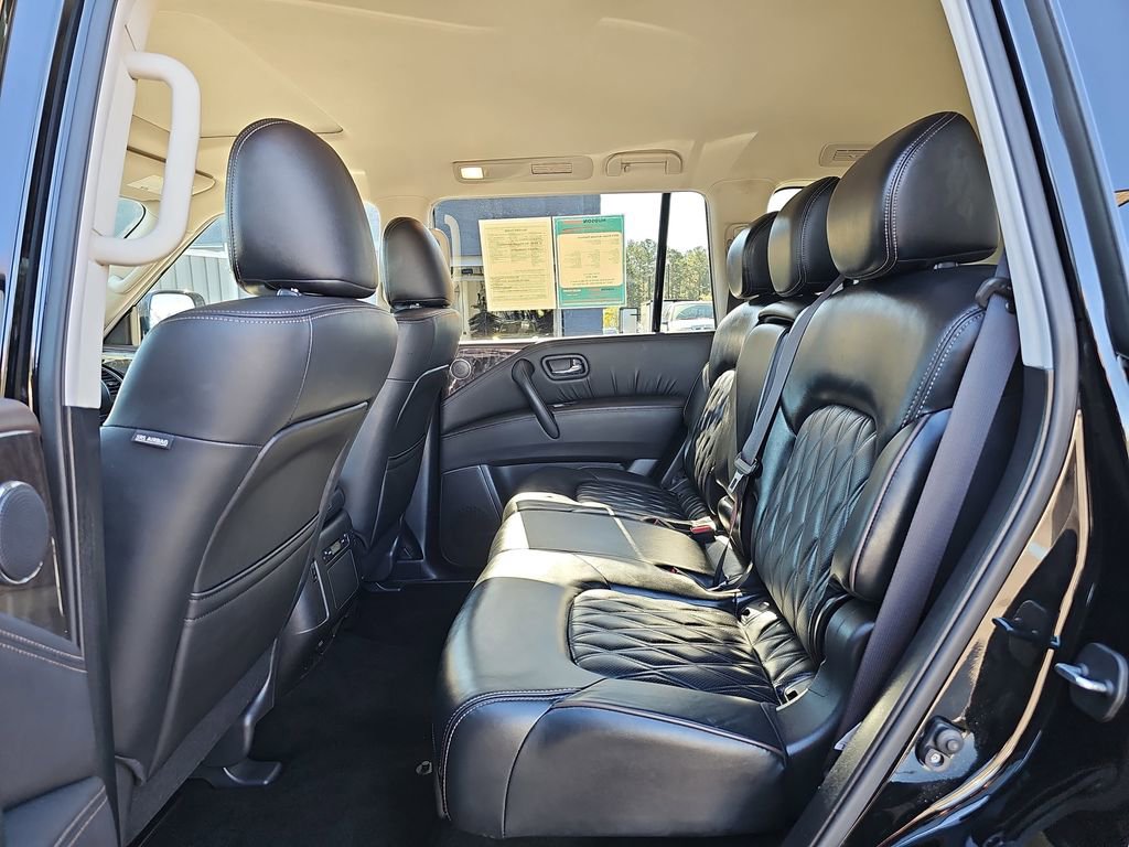 Used 2024 Nissan Armada Platinum image 20