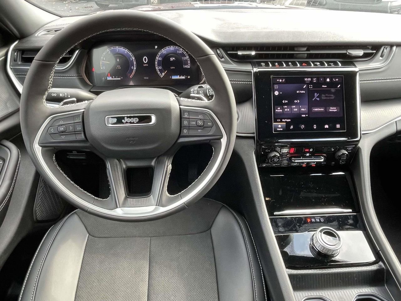 New 2025 Jeep Grand Cherokee L Altitude image 11