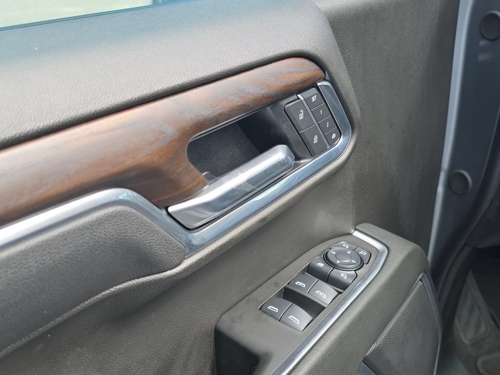 Certified 2025 GMC Sierra 1500 SLT AWD/4WD image 11