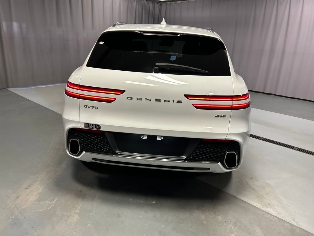 Used 2023 Genesis GV70 2.5T w/ Advanced Package image 6