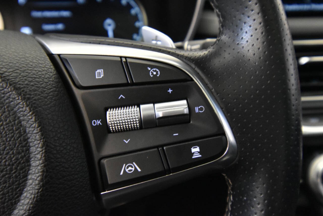 Used 2022 Genesis G70 2.0T w/ Prestige Package image 28