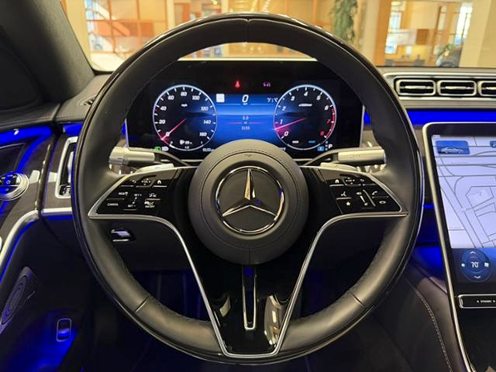 Used 2025 Mercedes-Benz S 580 4MATIC Sedan image 13