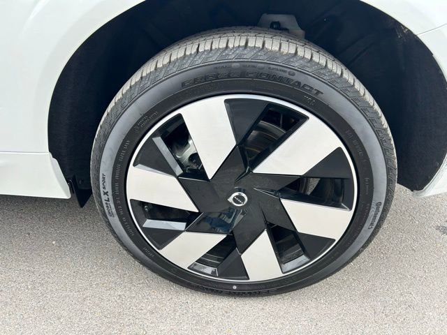 New 2024 Volvo XC60 T8 Plus AWD/4WD image 10