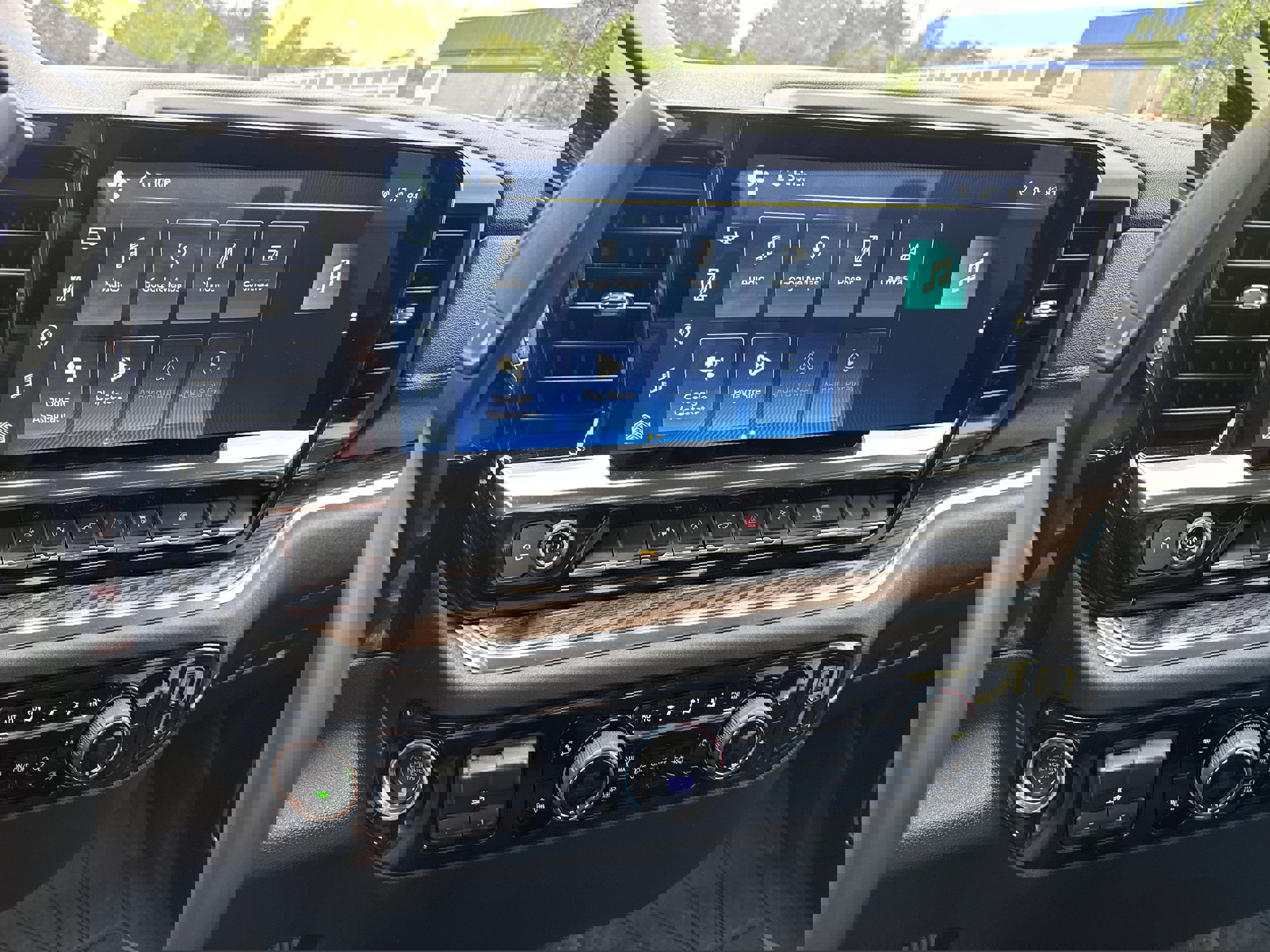 Used 2024 Chevrolet Silverado 1500 RST image 18